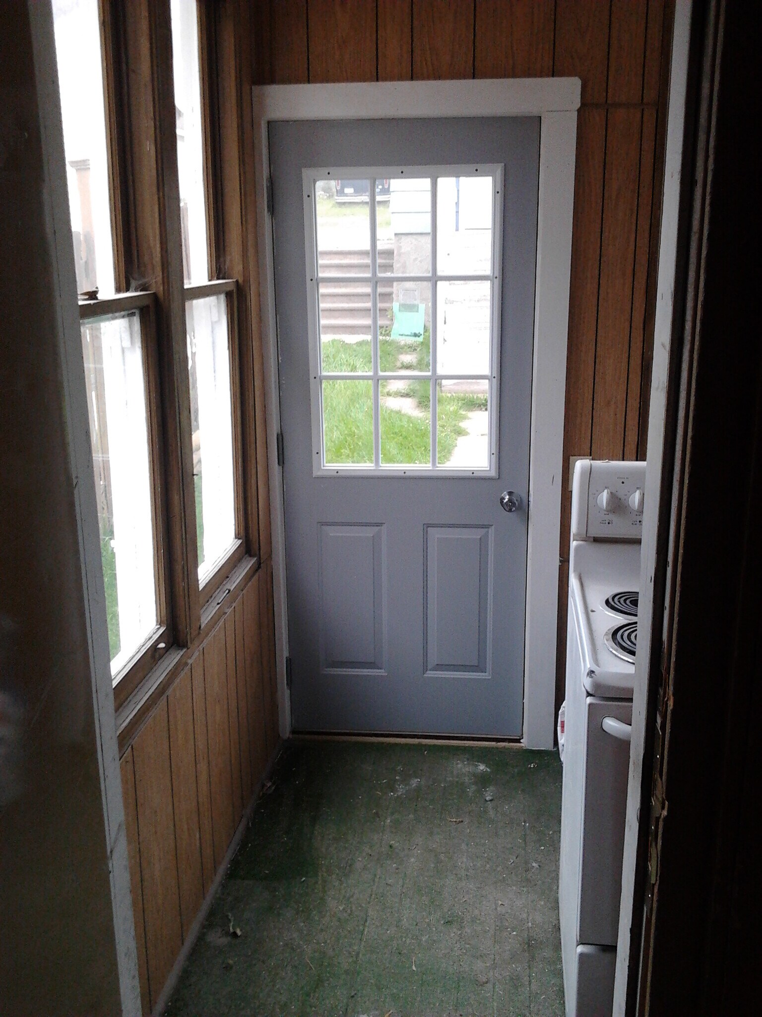 Building Photo - 1821 E 6th St