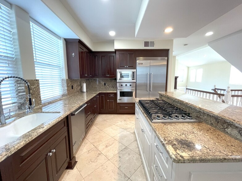 Kitchen - 239 Calle Miramar