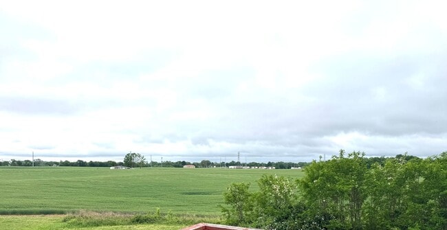 Building Photo - 3 bedroom in Oak Grove