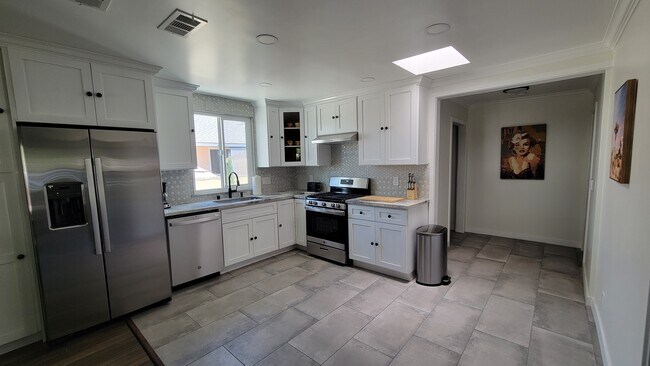 Building Photo - 3743 Pueblo Ave