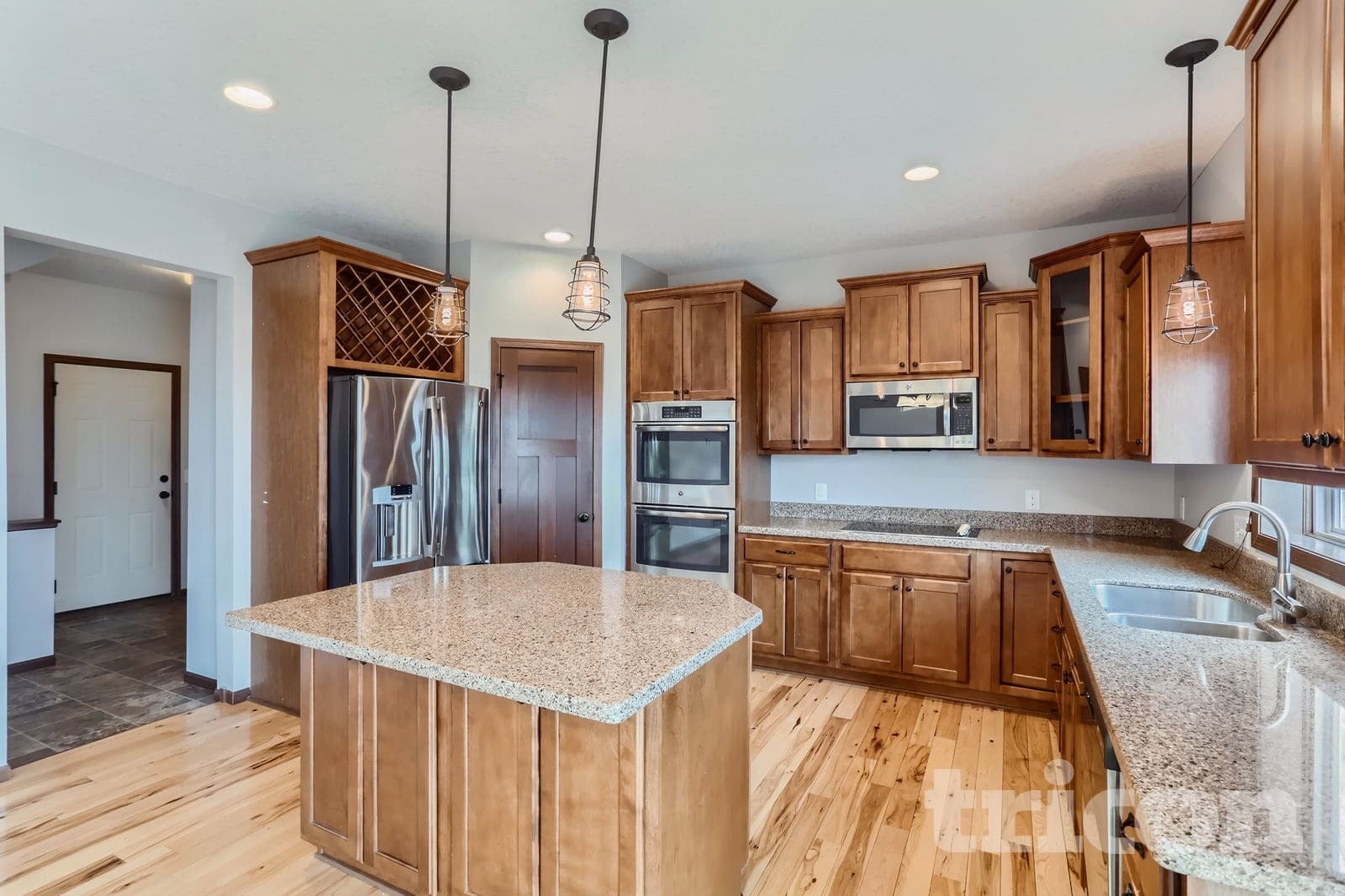 Building Photo - 1133 Rosemary Ln