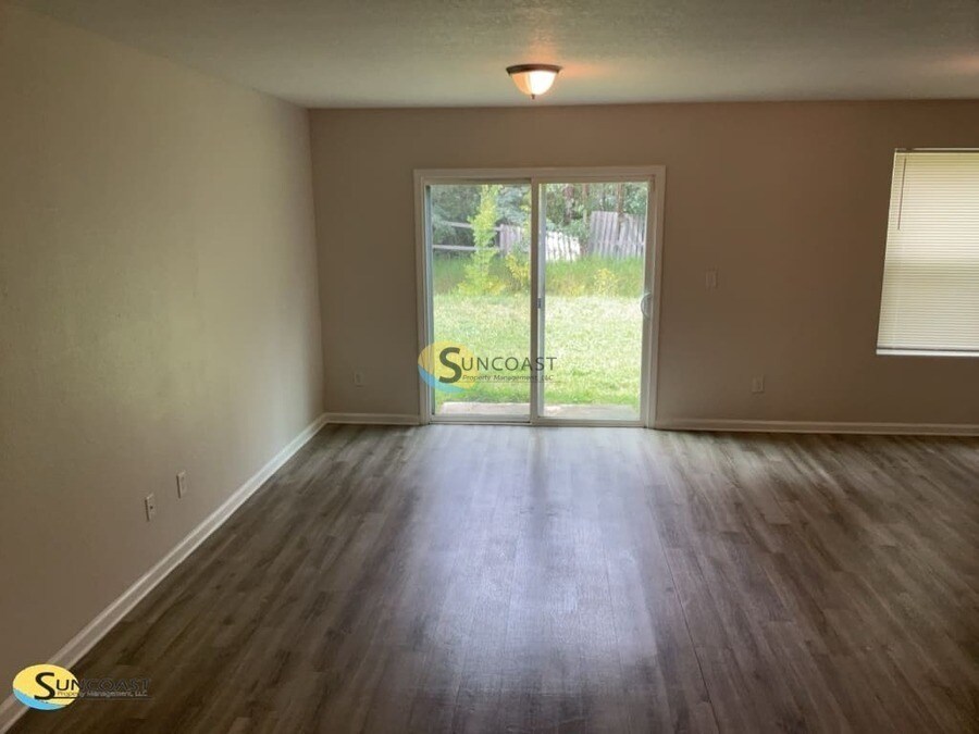 Building Photo - 8337 Homeport Ct