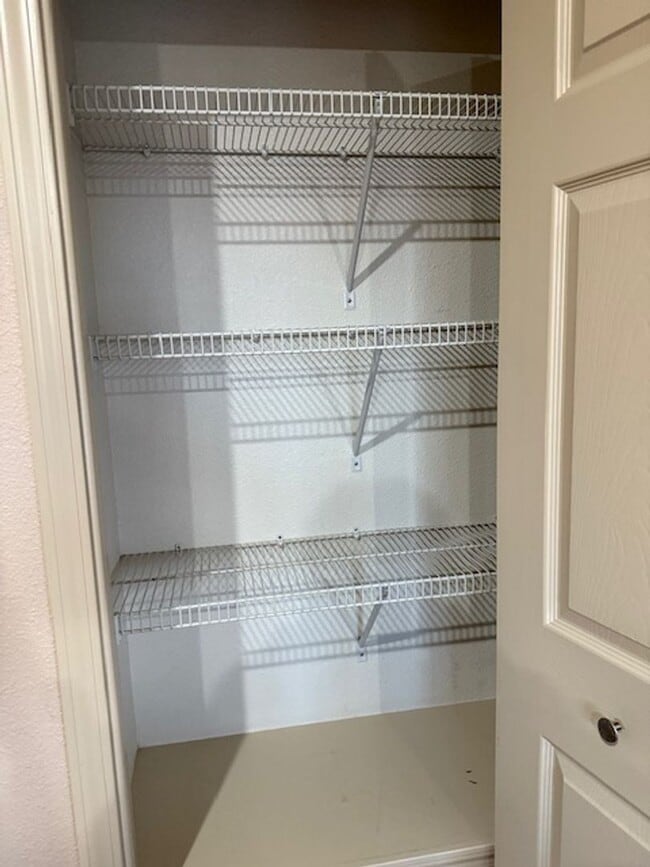 Building Photo - Close to Holloman AFB