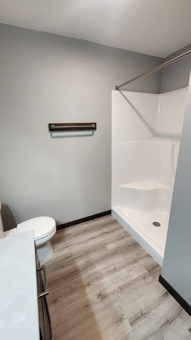 Building Photo - Available August 1st - Modern 2 Bedroom, 2 Full Bathroom with Garage