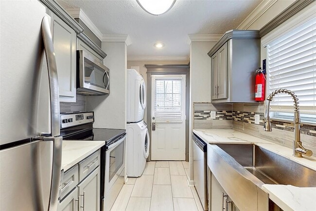 Building Photo - 7825 Cook Rd