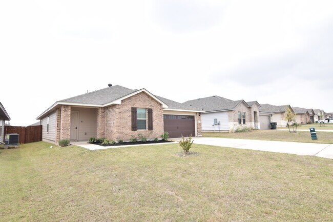 Building Photo - 8419 Brahma Plns Rd