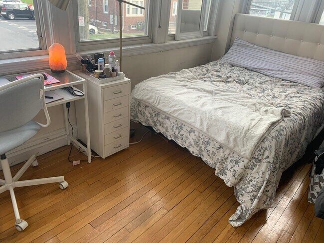 Building Photo - 19 Melvin Ave