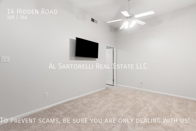 Building Photo - 14 Hidden Rd