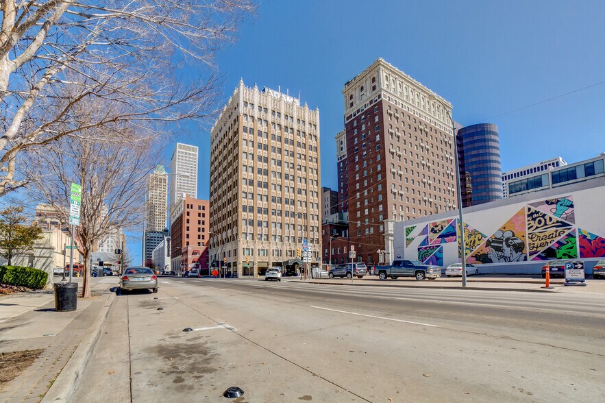 The Adams 403 S Cheyenne Ave Tulsa OK 74103 Apartment Finder