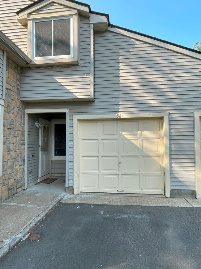 Building Photo - 86 Teal Ct