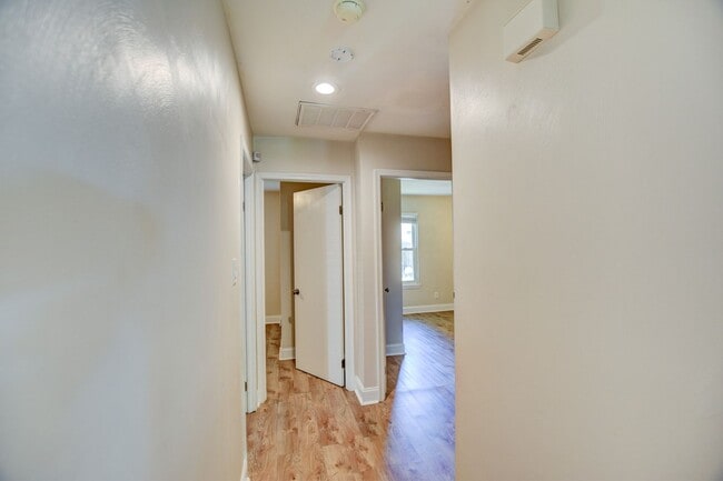 Building Photo - Charming 3-Bedroom, 2-Bath Home in Virgini...