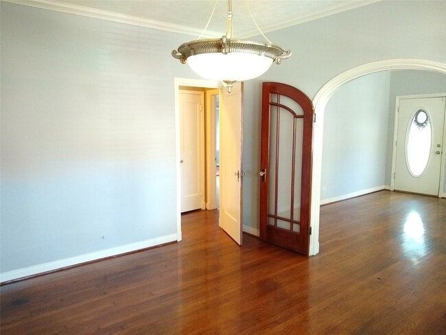 Building Photo - 1722 Haver St