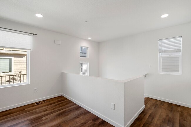 Building Photo - 5795 Tramore Ct