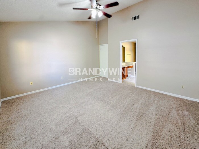 Building Photo - 944 Old Mail Ln