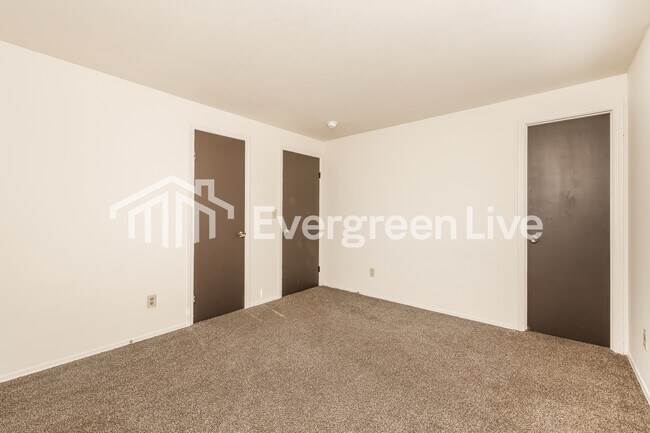 Building Photo - 7364 Brandt Pike