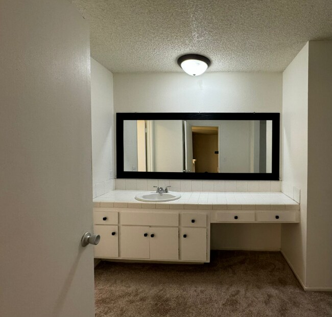 Building Photo - 355 S Los Robles Ave