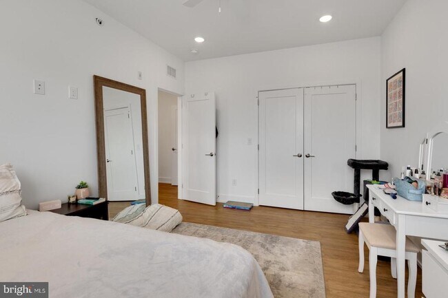 Building Photo - 1341 N Marston St