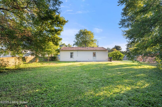 Building Photo - 2830 Celina Dr