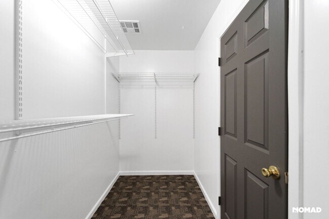 Building Photo - Spacious 3BR House in Phoenix