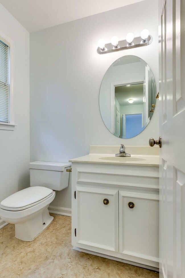 Building Photo - *Belmont/Vanderbilt *