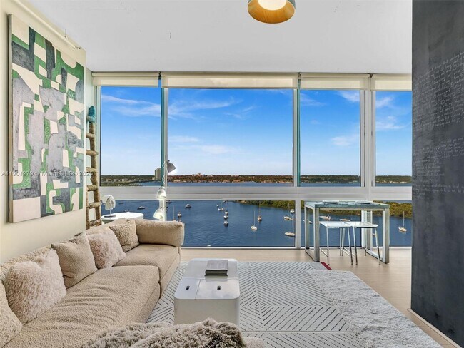 Building Photo - 7934 West Dr