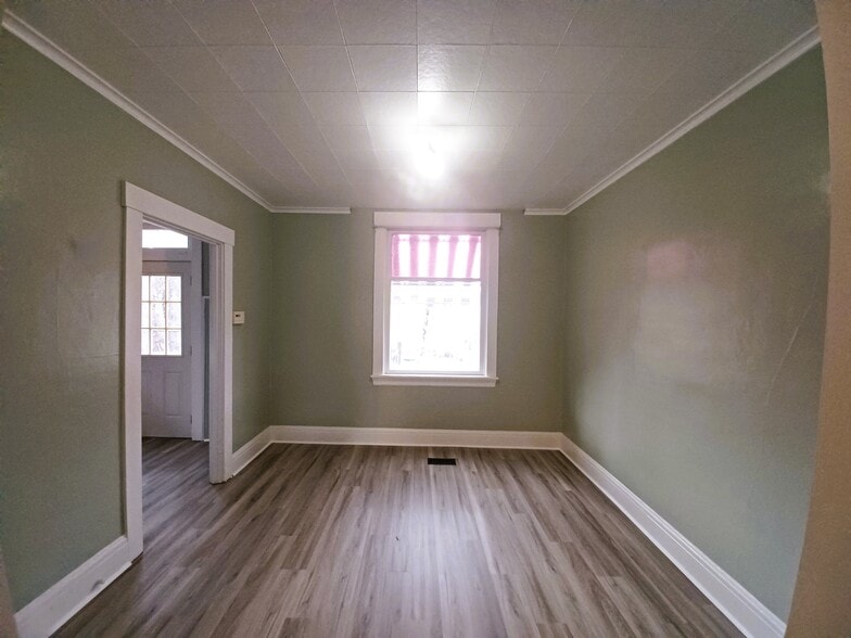 Building Photo - 14 S 2nd St