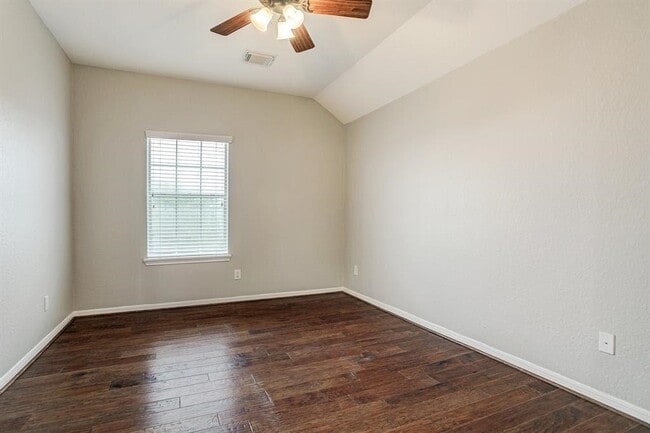 Building Photo - 2626 Canyon Falls Dr