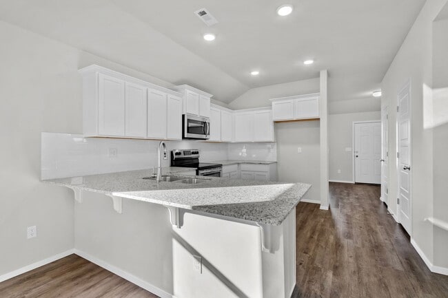 Building Photo - Brand new 3 bedroom, 2 bathroom home in Fayetteville, Arkansas