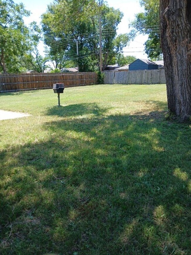 Building Photo - 5513 Alvarado Rd