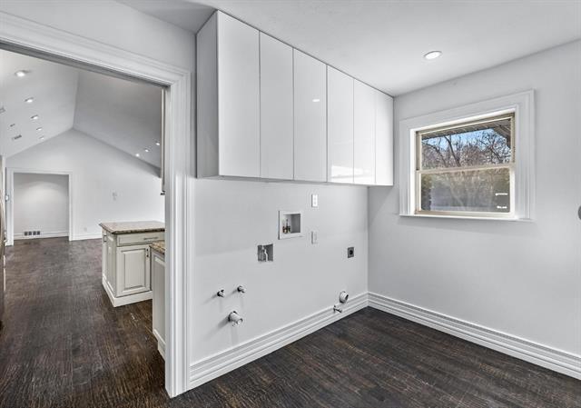 Building Photo - 5610 Forest Ln