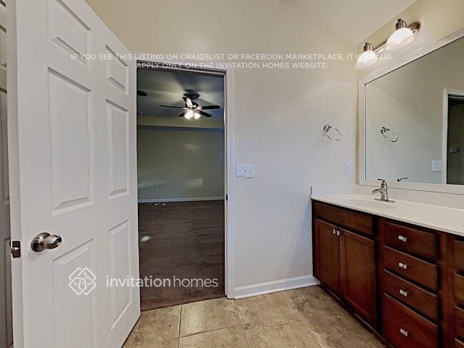 Building Photo - 5836 Mcdowell Run Dr