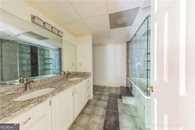 Building Photo - 2267 Bascomb Carmel Rd