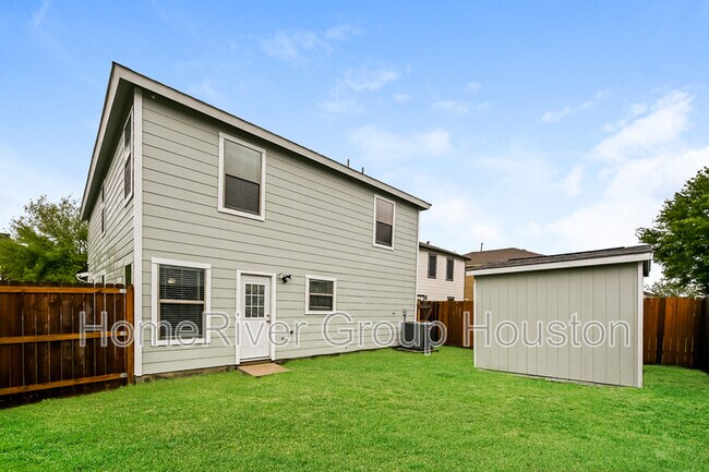 Building Photo - 6610 Hawthorne Falls Ln