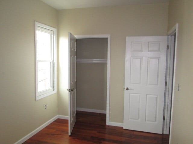 Building Photo - 2 Bedroom, 1 Bath Townhome in trendy Bloomfield.  Convenient!