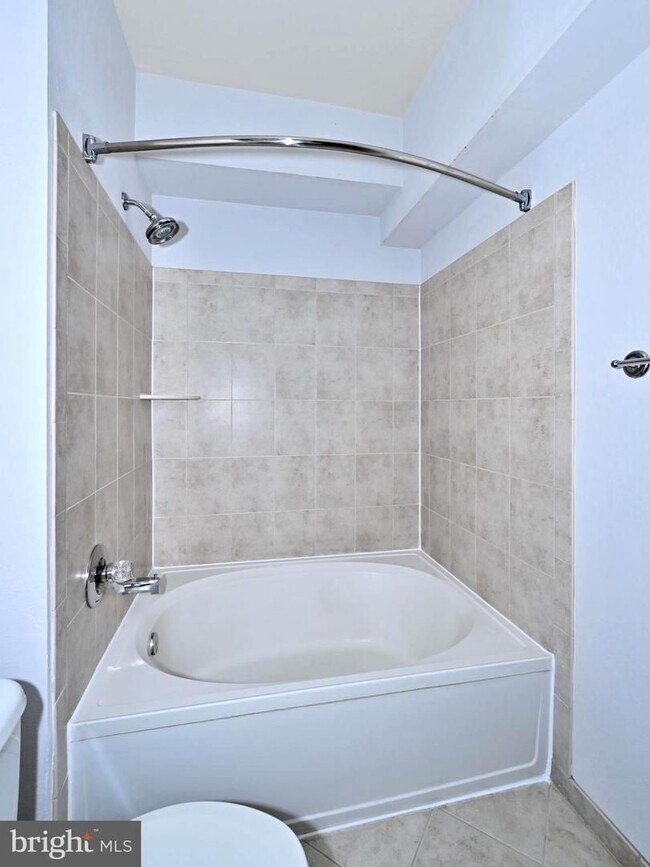 Building Photo - This impeccable 2-bedroom, 2-full bathroom condo is located in the sought-after, super-convenient...