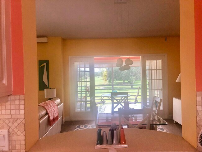 Building Photo - 4330 Pinebrook Cir