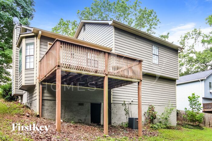 Building Photo - 4131 Warren Rd