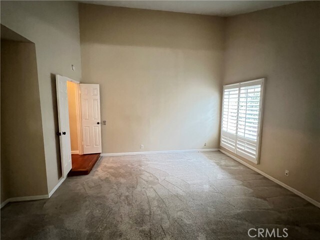 Building Photo - 1854 N Carlsbad St