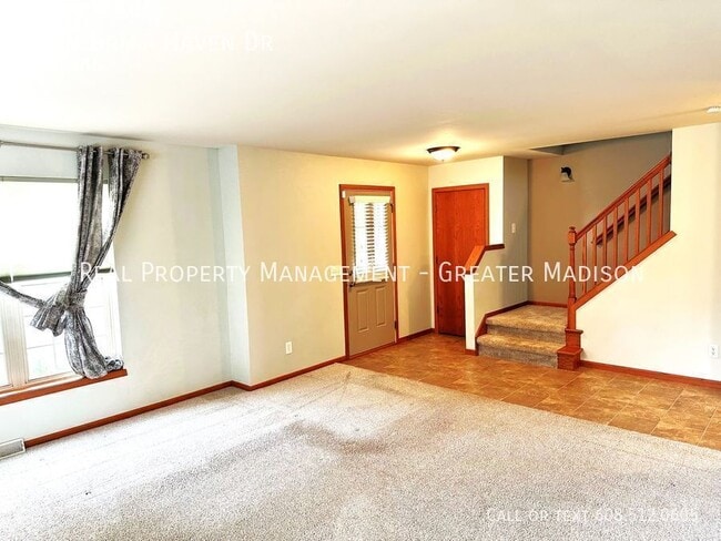 Building Photo - 9446 Briar Haven Dr