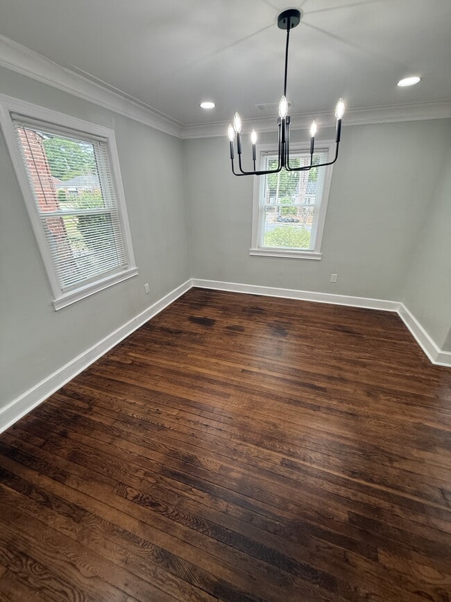Building Photo - 2822 E Wynnton Ln