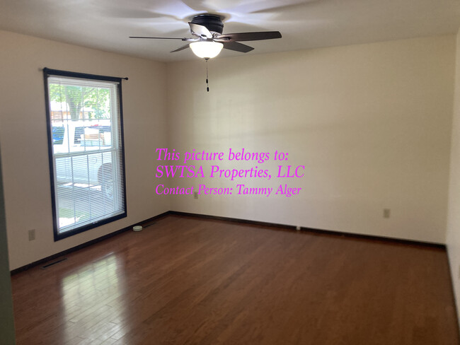 Building Photo - 130 N Wynwood Ave
