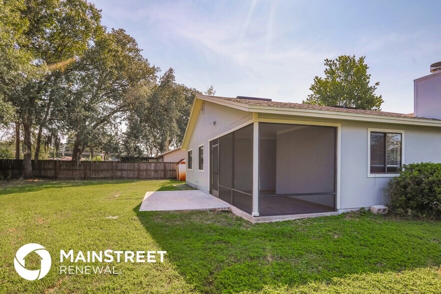 Building Photo - 7453 Amandas Crossing Dr N