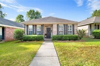 Building Photo - 6035 Magnolia Pl E