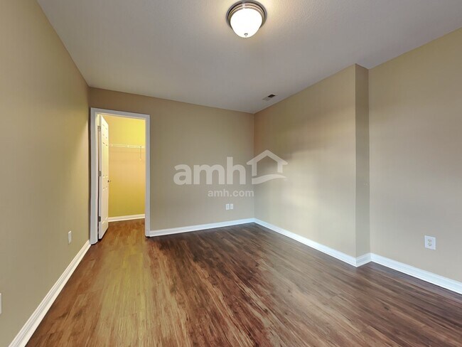 Building Photo - 4704 Ashfield Dr