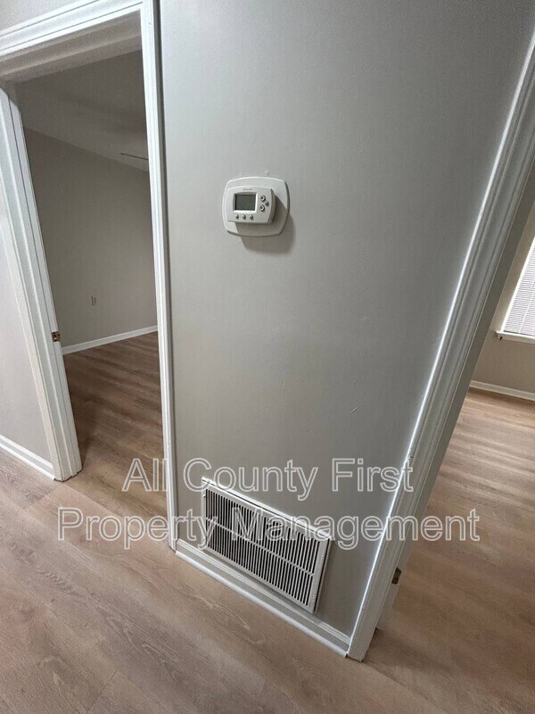 Building Photo - 69 Meldon Ave SE