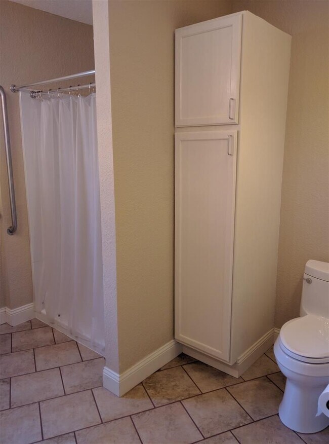 Building Photo - Norfolk