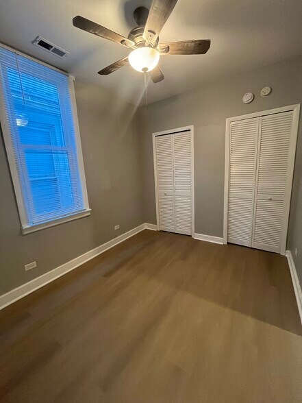 Building Photo - 1655 N Artesian Ave