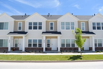 Building Photo - 952 N 920 W