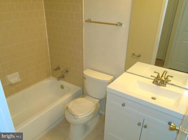 Building Photo - 21009 Timber Ridge Terrace