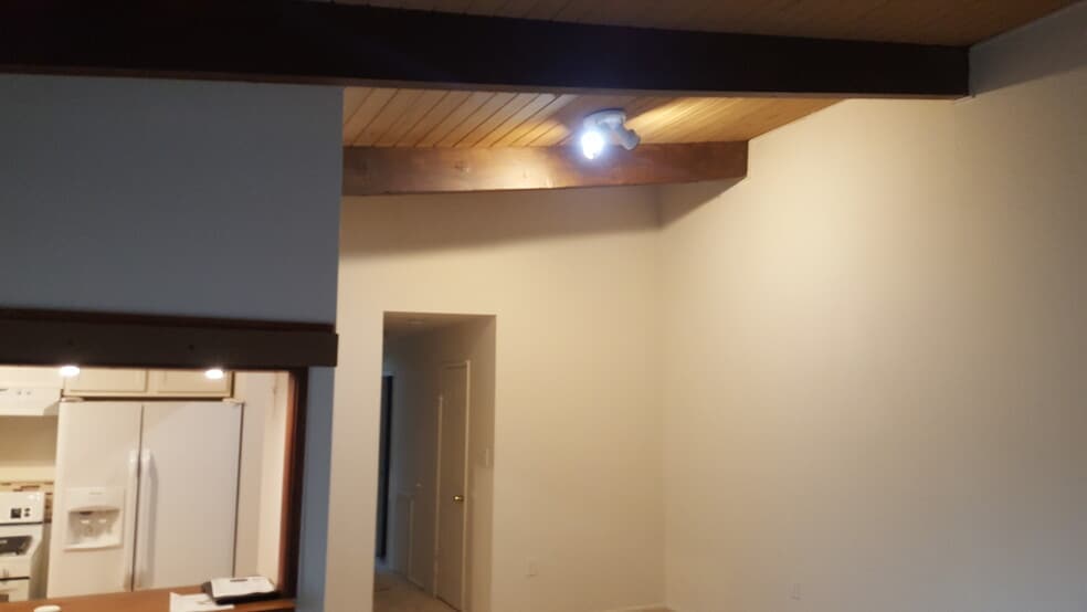 High ceiling in Living N dining area - 11378 Cherry Hill Rd